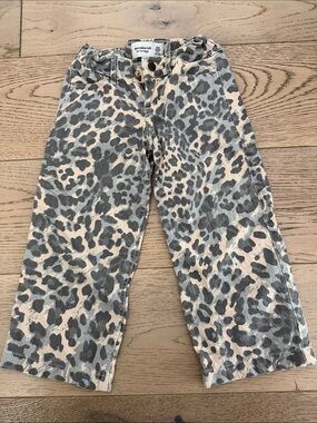 Abercrombie kids Beige and Gray Leopard Print Wide Leg Pants Size 5/6